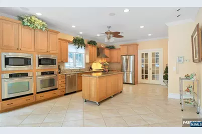 457 Devonshire Drive, Franklin Lakes, NJ 07417 - Photo 30