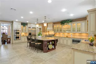 457 Devonshire Dr, Franklin Lakes, NJ 07417 - Photo 18