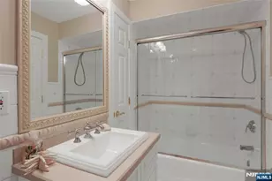 457 Devonshire Dr, Franklin Lakes, NJ 07417 - Photo 38