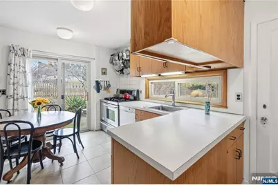 69 Sussex Road, Tenafly, NJ 07670 - Photo 20