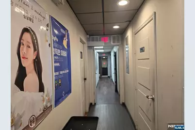 425 Broad, Palisades Park, NJ 07650 - Photo 8