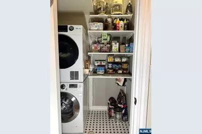 122 Bright Street 4 W #4 W, Jersey City, NJ 07302 - Photo 20