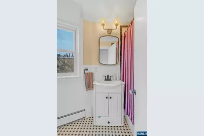 122 Bright Street 4 W #4 W, Jersey City, NJ 07302 - Photo 16