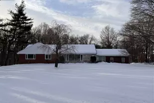 391 Forest Rd, Mahwah, NJ 07430 - Photo 2