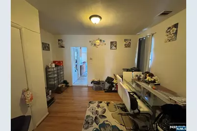 73 Hamilton Street, East Orange, NJ 07017 - Photo 4