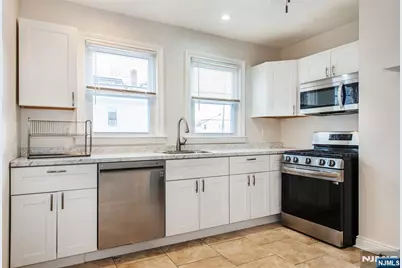 47 Lincoln Avenue 1 #1, Fair Lawn, NJ 07410 - Photo 4