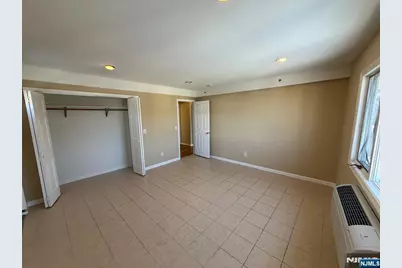 74-78 Hammond Avenue 3A #3A, Passaic, NJ 07055 - Photo 6