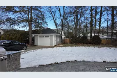 415 Linwood Avenue, Ridgewood, NJ 07450 - Photo 26