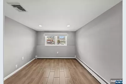 206 Harwood Place, Paramus, NJ 07652 - Photo 38