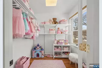 206 Harwood Place, Paramus, NJ 07652 - Photo 30