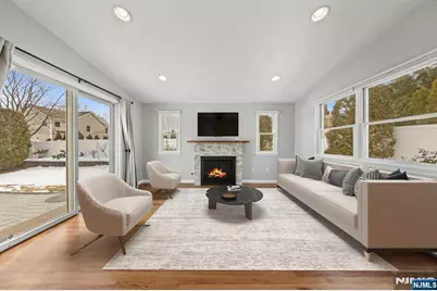 206 Harwood Place, Paramus, NJ 07652 - Photo 16