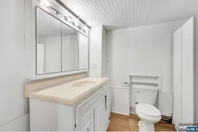 229 Baldwin Avenue, Hasbrouck Heights, NJ 07604 - Photo 22