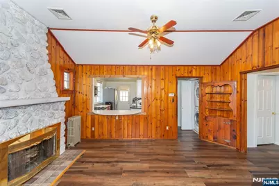 53 Laurel Drive, Wayne, NJ 07470 - Photo 10
