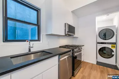 206 Harrison Avenue 1 #1, Harrison, NJ 07029 - Photo 4