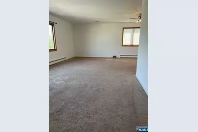 72 Lincoln Place 2 #2, East Rutherford, NJ 07073 - Photo 4