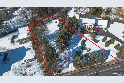 403 High Mountain Road, North Haledon, NJ 07508 - Photo 2