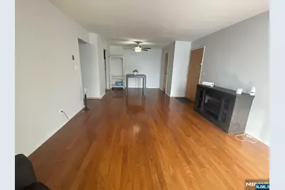 460 Liberty Street 205 #205, Little Ferry, NJ 07643 - Photo 2