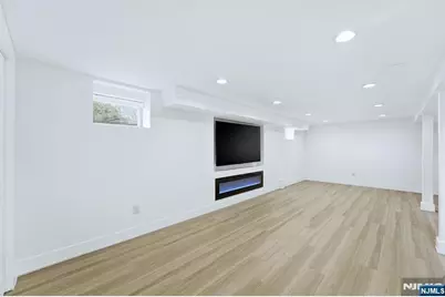 219 Sanzari Place, Maywood, NJ 07607 - Photo 42