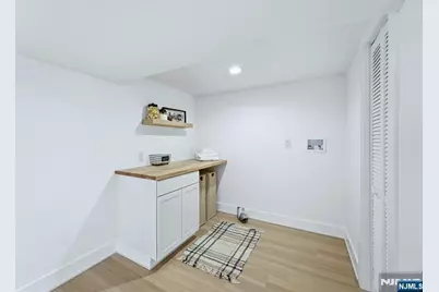 219 Sanzari Place, Maywood, NJ 07607 - Photo 38