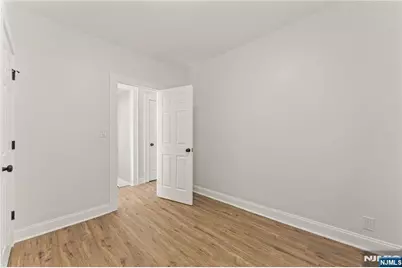 18 Hilton Avenue, Maplewood, NJ 07040 - Photo 6