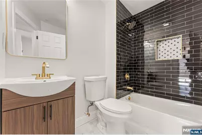 18 Hilton Avenue, Maplewood, NJ 07040 - Photo 10