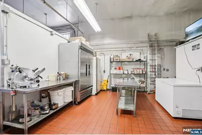 17-15 Broadway, Fair Lawn, NJ 07410 - Photo 20