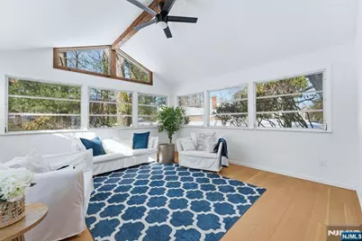 55 Somerset Drive, Woodcliff Lake, NJ 07677 - Photo 30