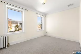 350 Mountain Road 2, Union City, NJ 07087 - Photo 6