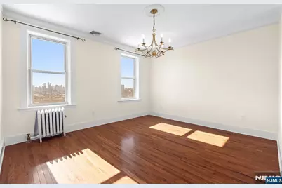 350 Mountain Road 2 #2, Union City, NJ 07087 - Photo 4