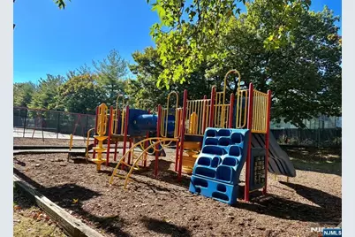 1 Horizon Road 1025 #1025, Fort Lee, NJ 07024 - Photo 12