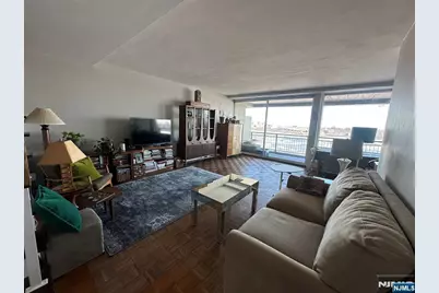 1 Horizon Road 1025 #1025, Fort Lee, NJ 07024 - Photo 8