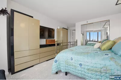 100 Carlyle Drive 6M-N #6M-N, Cliffside Park, NJ 07010 - Photo 10