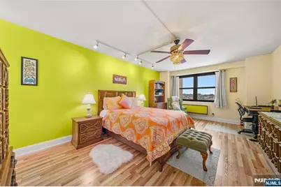 7855 Boulevard East 9H #9H, North Bergen, NJ 07047 - Photo 10