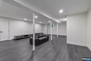 55 Auryansen Ct, Closter, NJ 07624 - Photo 18