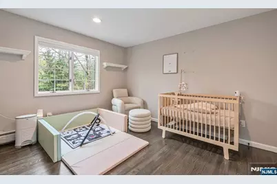 55 Auryansen Court, Closter, NJ 07624 - Photo 14