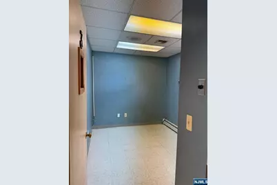 179 Lafayette Avenue, Hawthorne, NJ 07506 - Photo 26