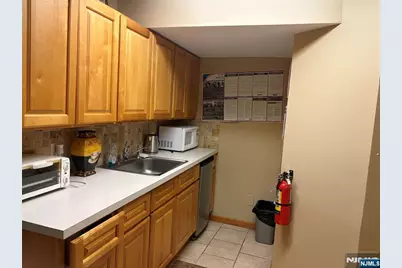 22 Ridge Road Lower Level #Lower Level, Lyndhurst Township, NJ 07071 - Photo 2