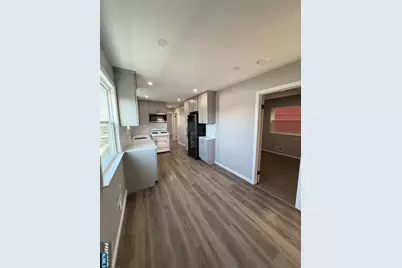 600 Bergen 2 #2, Harrison, NJ 07029 - Photo 4