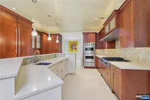 66 Hoover Dr, Cresskill, NJ 07626 - Photo 16