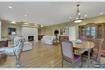 153 Ashley Place, Park Ridge, NJ 07656 - Photo 4