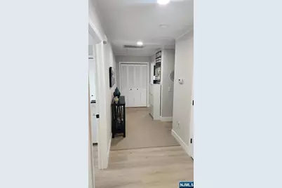 731 Lake Avenue 2 #2, Lyndhurst Township, NJ 07071 - Photo 10