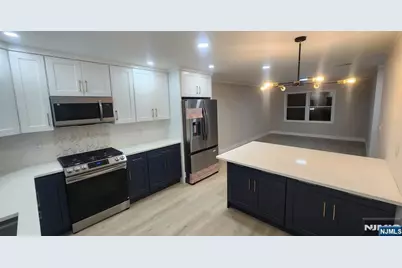 731 Lake Avenue 2 #2, Lyndhurst Township, NJ 07071 - Photo 10
