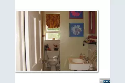 177 Ashland Avenue 2 #2, Bloomfield, NJ 07003 - Photo 2