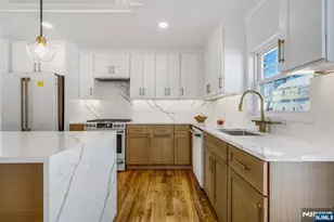 131 Palsa Ave, Elmwood Park, NJ 07407 - Photo 8