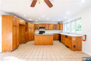 163 Bell Ave Floor 1, Lodi, NJ 07644 - Photo 2