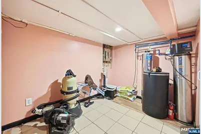 191 Cambridge Avenue, Garfield, NJ 07026 - Photo 40