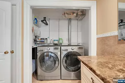 285 Chestnut Ridge Road, Woodcliff Lake, NJ 07677 - Photo 28