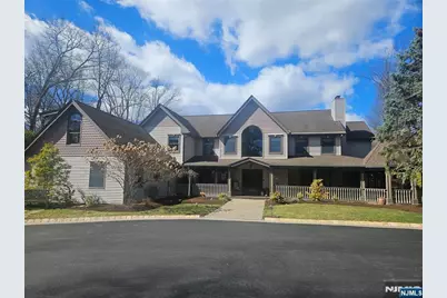 285 Chestnut Ridge Road, Woodcliff Lake, NJ 07677 - Photo 1