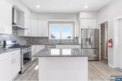 242 Midland Avenue, Kearny, NJ 07032 - Photo 10