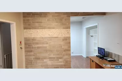 211 Broad Avenue 203 #203, Palisades Park, NJ 07650 - Photo 10